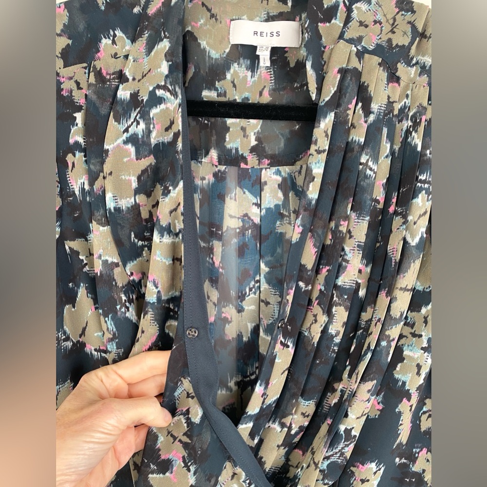 Reiss Black Floral Mini Dress - Picture 4 of 14